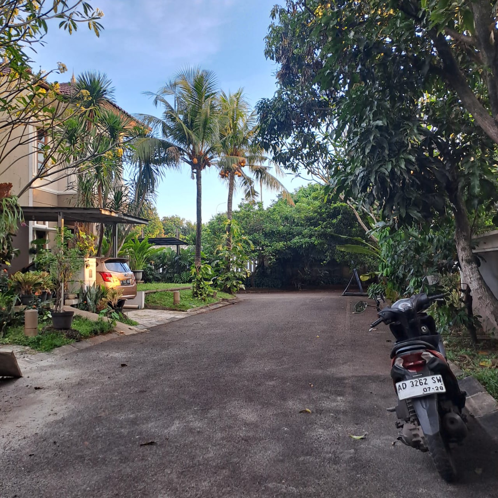 Rumah 2 Lantai Baru Renov Sudah SHM @Bintaro Sektor 9