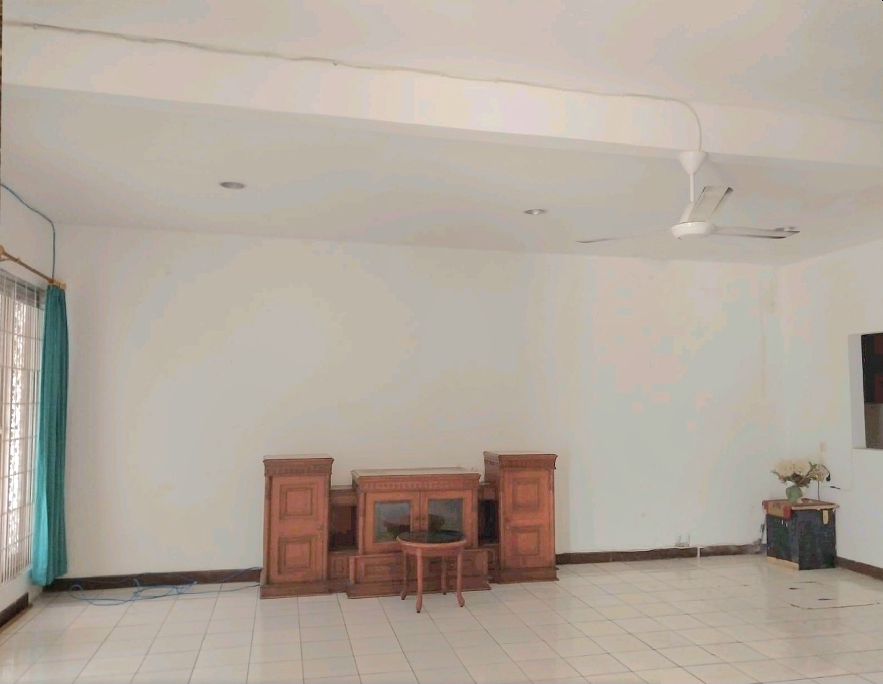 Rumah rapih siap huni di Gading Kirana Timur, Kelapa Gading. 11x17m2, hadap Selatan