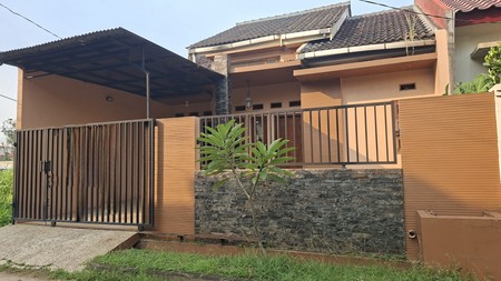 Rumah Siap Huni dengan Hunian Nyaman dan Asri di Ciputat