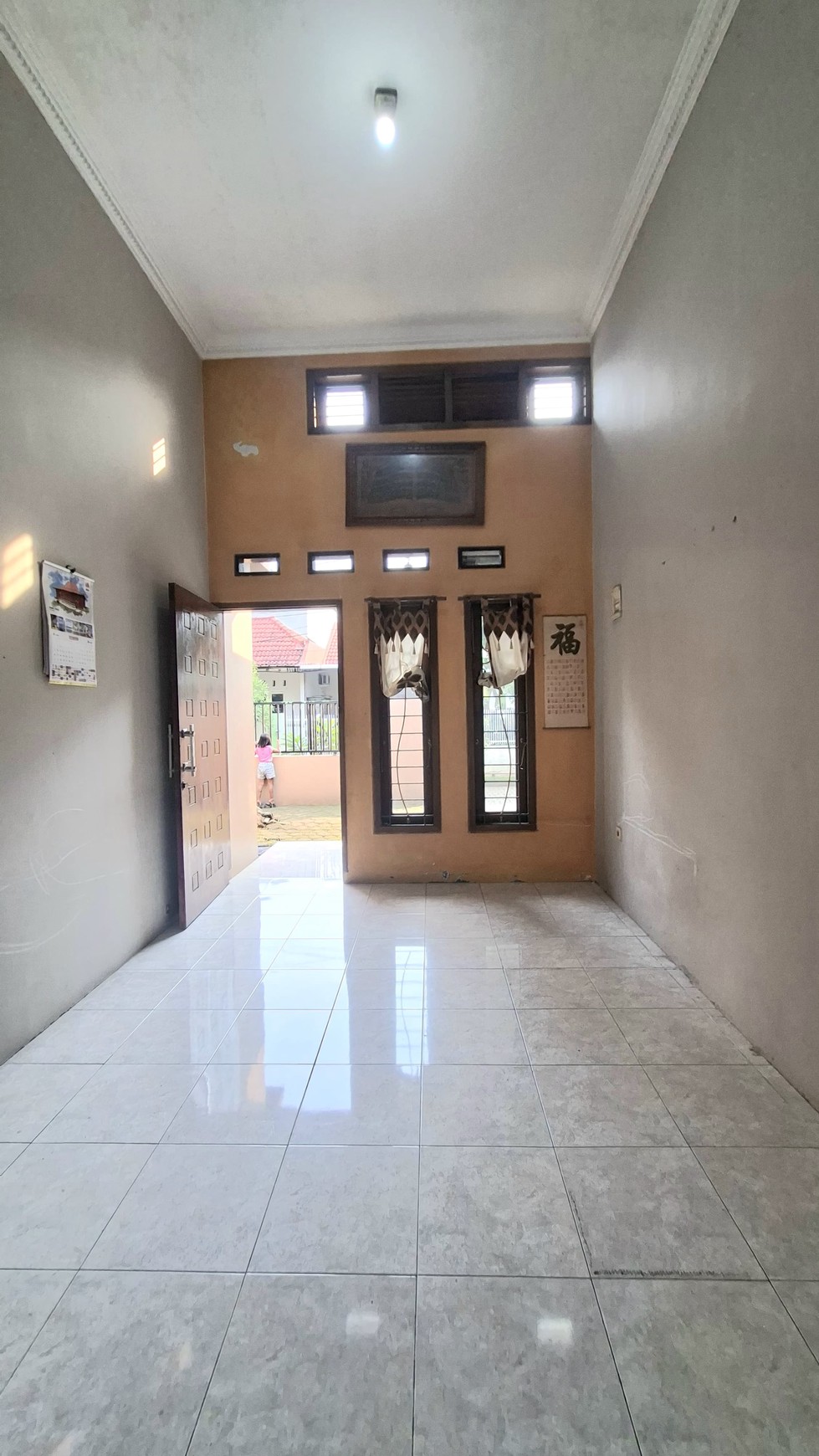 Rumah Siap Huni dengan Hunian Nyaman dan Asri di Ciputat