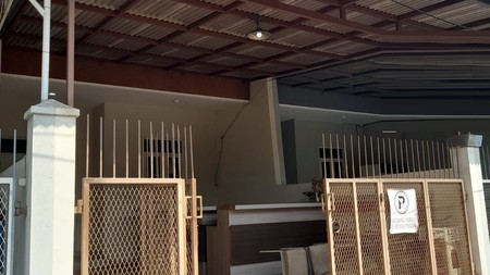 Dijual Rumah 2 lantai di Raya Kutisari Indah Surabaya