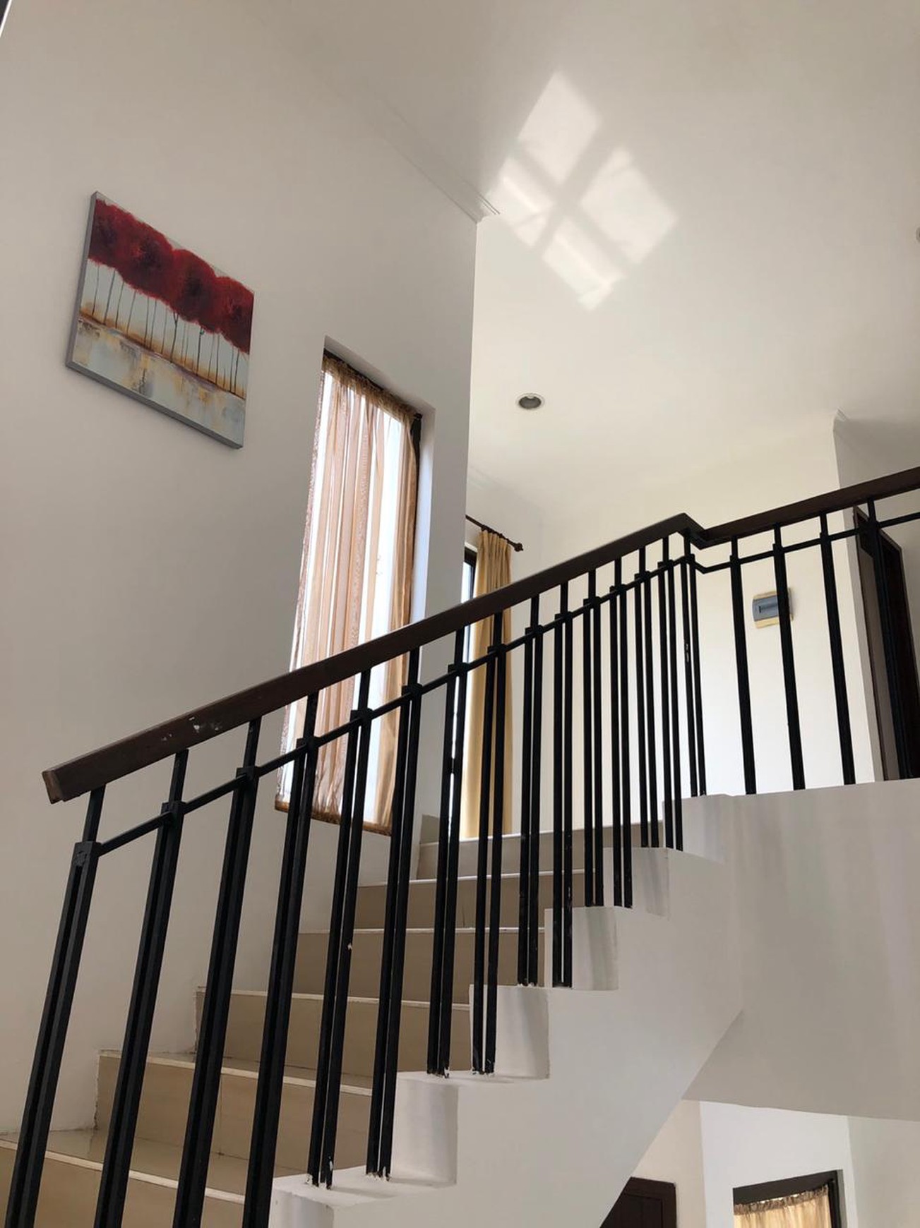 Rumah 2 Lantai Siap Huni dengan Hunian Nyaman dan Asri @The Icon, BSD