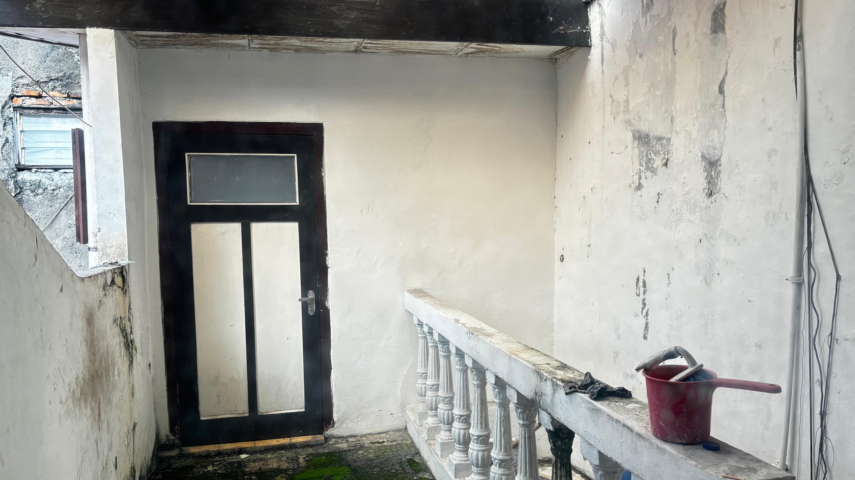 Rumah 2 Lantai Akses Jalan 2 Mobil Lega Dan Dekat Taman Di Tebet Barat, Hanya 5 Menit Ke Mall KoKas