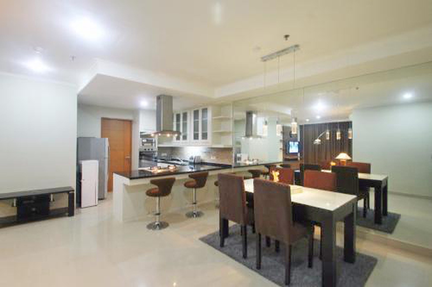 Apartement 3BR HAMPTON'S Pondok Indah