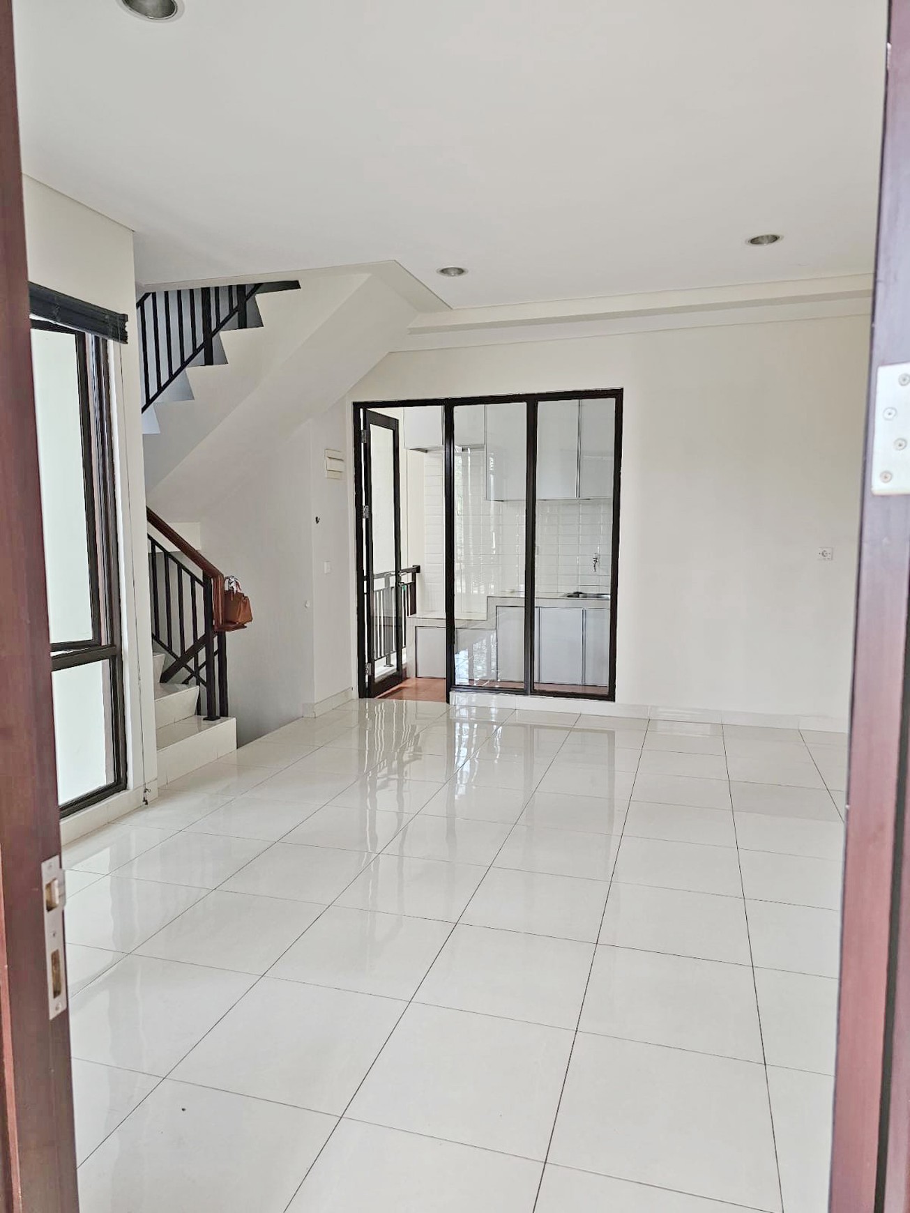Rumah 3 lantai di Greenwich Cluster Whelford BSD City