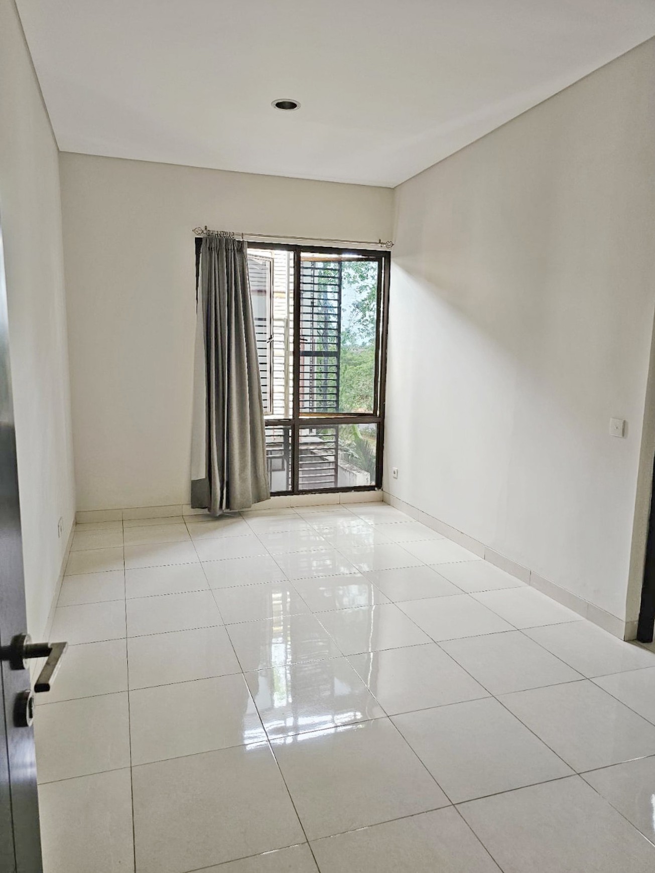 Rumah 3 lantai di Greenwich Cluster Whelford BSD City