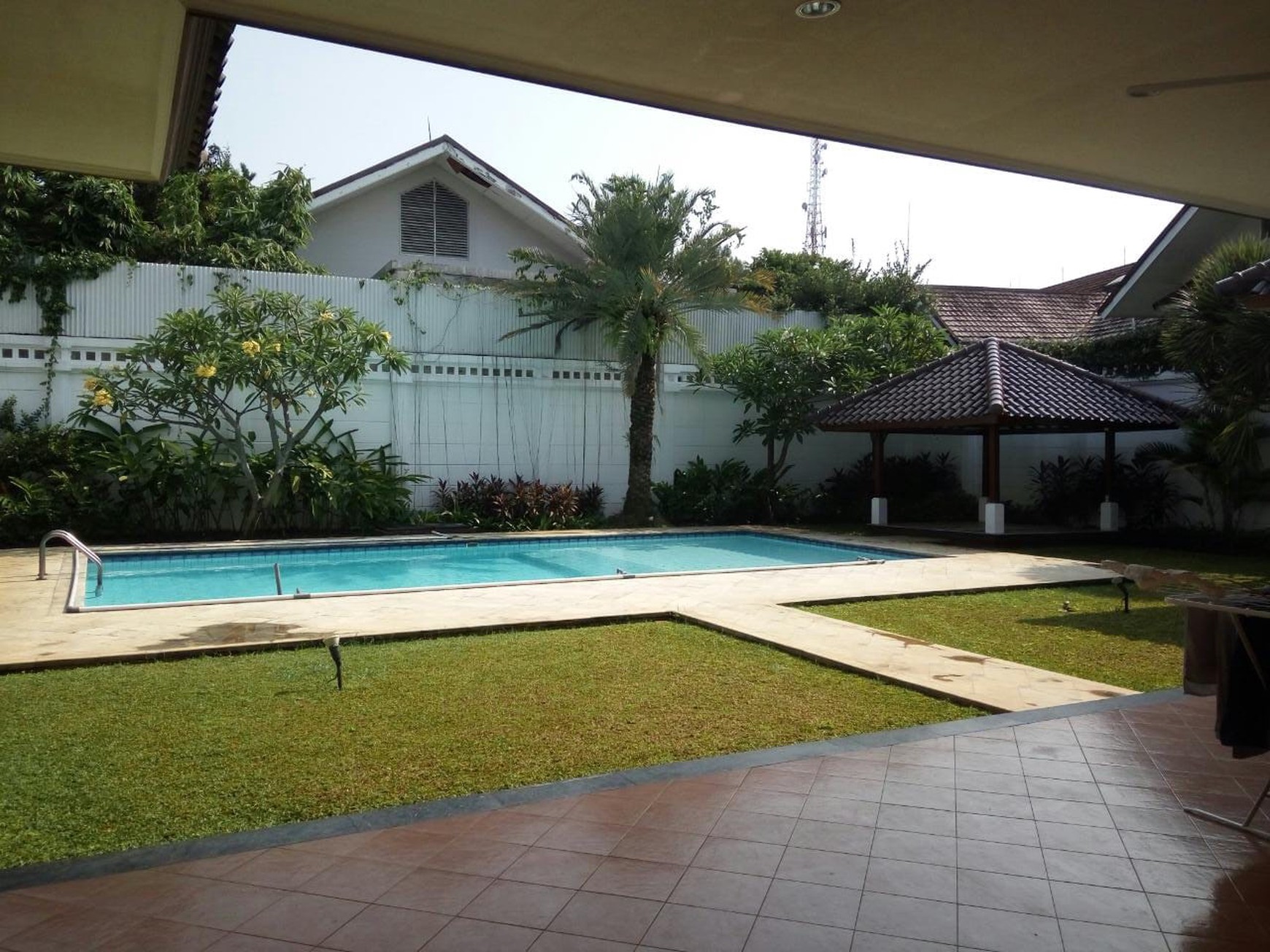DIJUAL RUMAH LUX/MEWAH DI AREA PEJATEN
