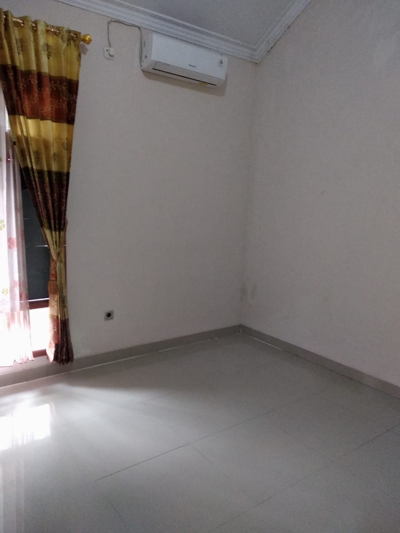 Rumah Semi Furnished Sukarame One Gate System