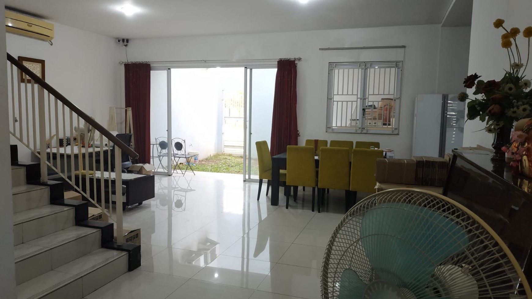 Rumah 2 lantai siap huni dan Aman dalam Cluster di JGC Cakung