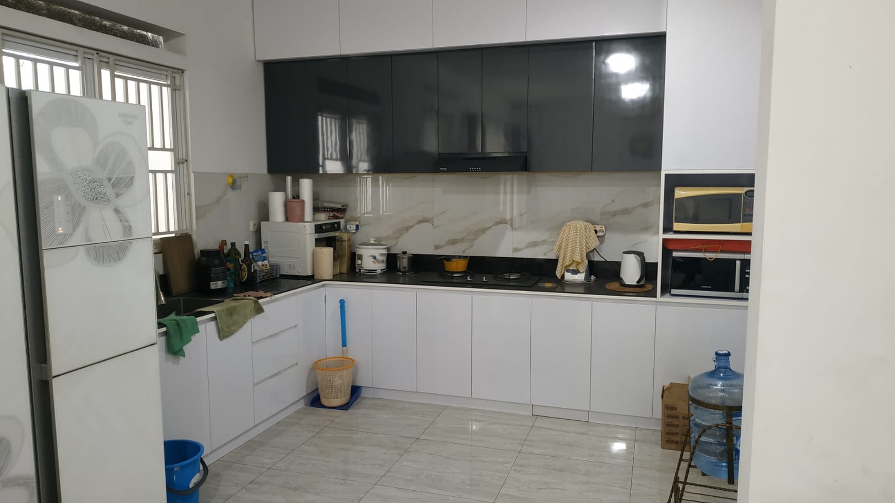 Rumah 2 lantai siap huni dan Aman dalam Cluster di JGC Cakung