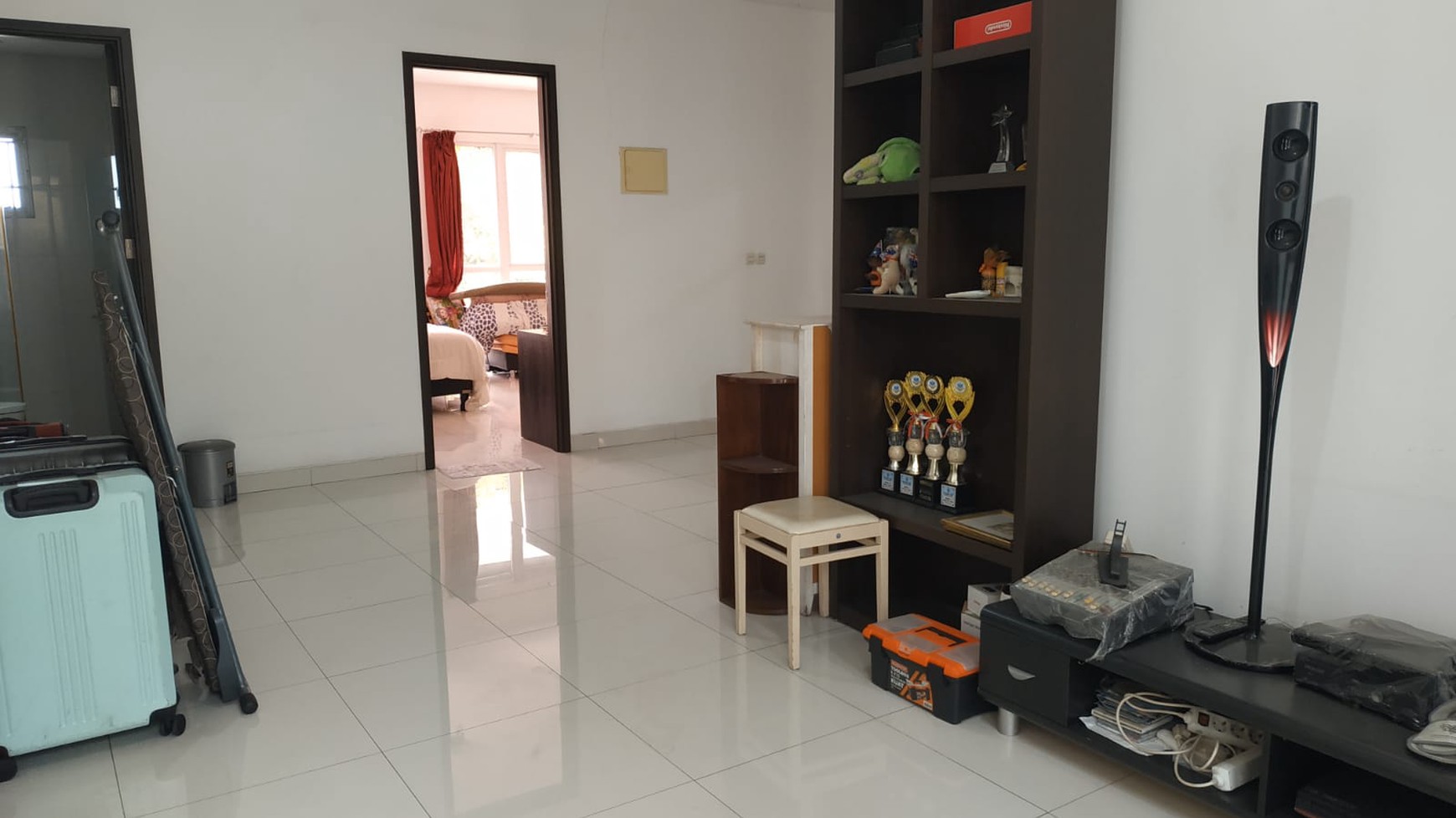 Rumah 2 lantai siap huni dan Aman dalam Cluster di JGC Cakung