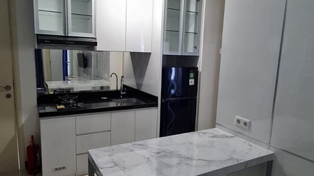 DISEWAKAN APARTEMEN 2BR FULLY FURNISHED SIAP HUNI Apartment Amor Lt.33 , Pakuwon City 