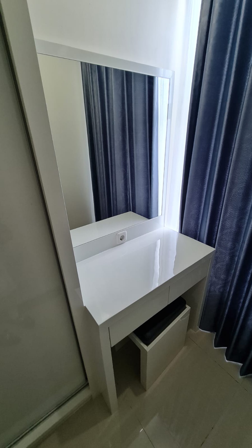 DISEWAKAN APARTEMEN 2BR FULLY FURNISHED SIAP HUNI Apartment Amor Lt.33 , Pakuwon City