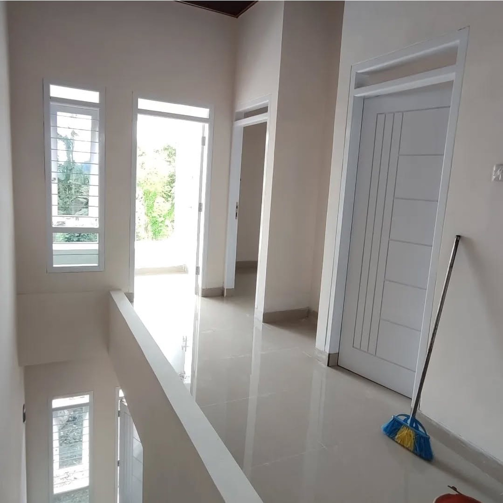 Rumah Lantai 2 Imam Bonjol