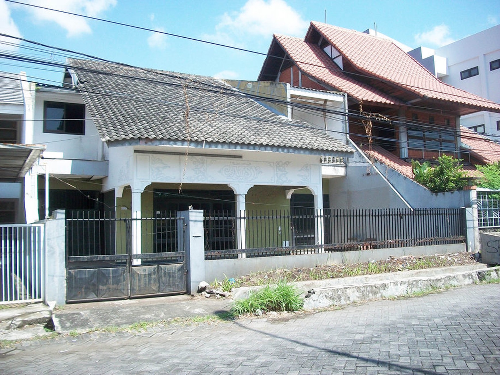 Rumah di Sidosermo Indah Surabaya Selatan, Jalan Kembar Utama, Bisa untuk Rumah Tinggal/Kantor, Usaha dsb - TS -