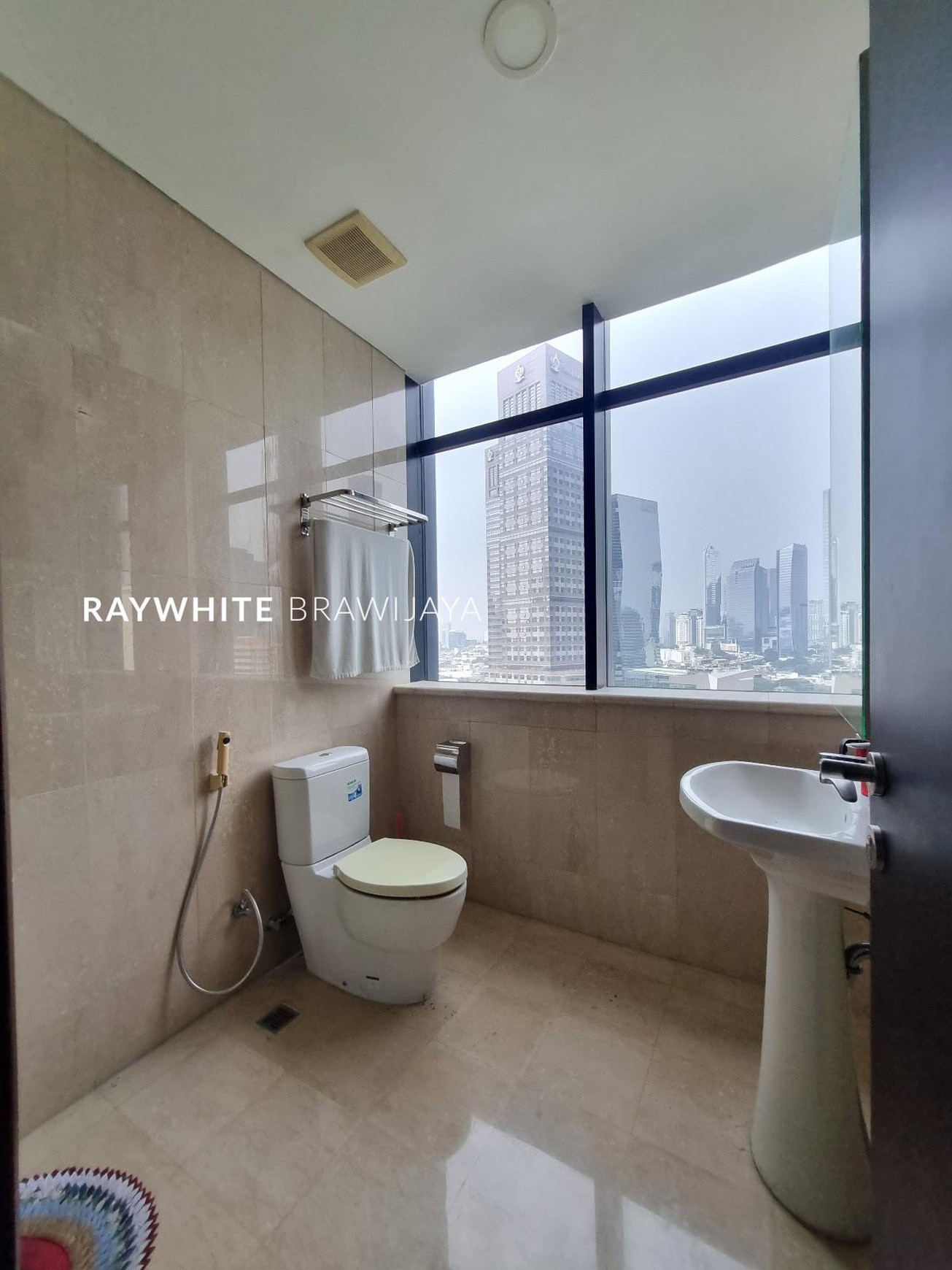 Apartment Sudirman Suites Fully furnished