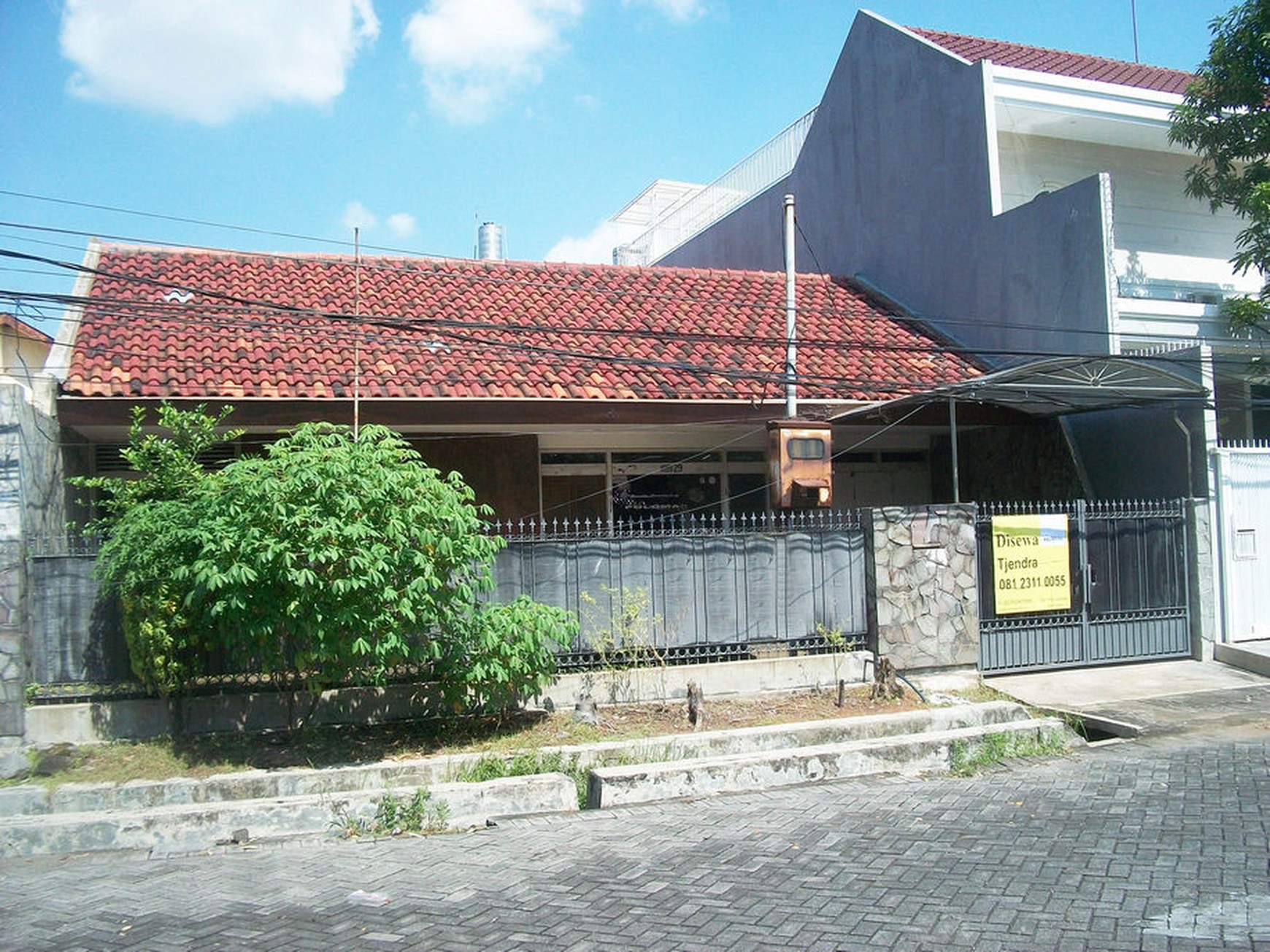 Rumah di Sidosermo Indah Surabaya Selatan, Jalan Kembar Utama, Bisa untuk Rumah Tinggal/Kantor, Usaha dsb - TS -
