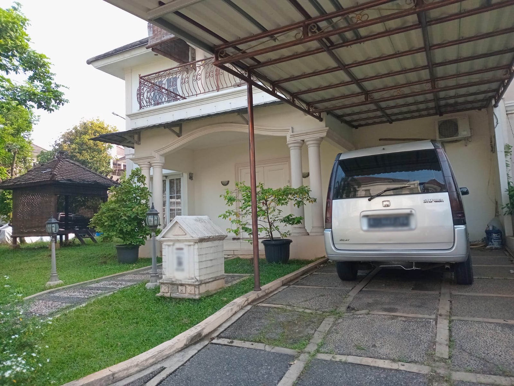 Rumah Kota Wisata Cibubur Sektor Bercelona, Cileungsi Bogor.