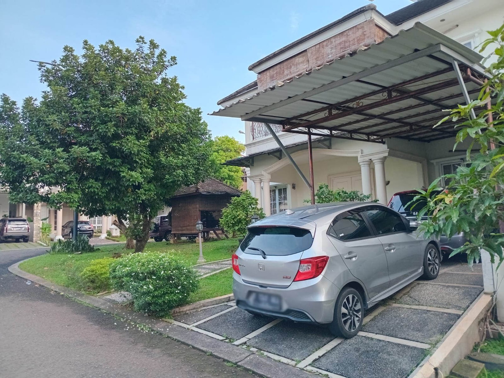 Rumah Kota Wisata Cibubur Sektor Bercelona, Cileungsi Bogor.