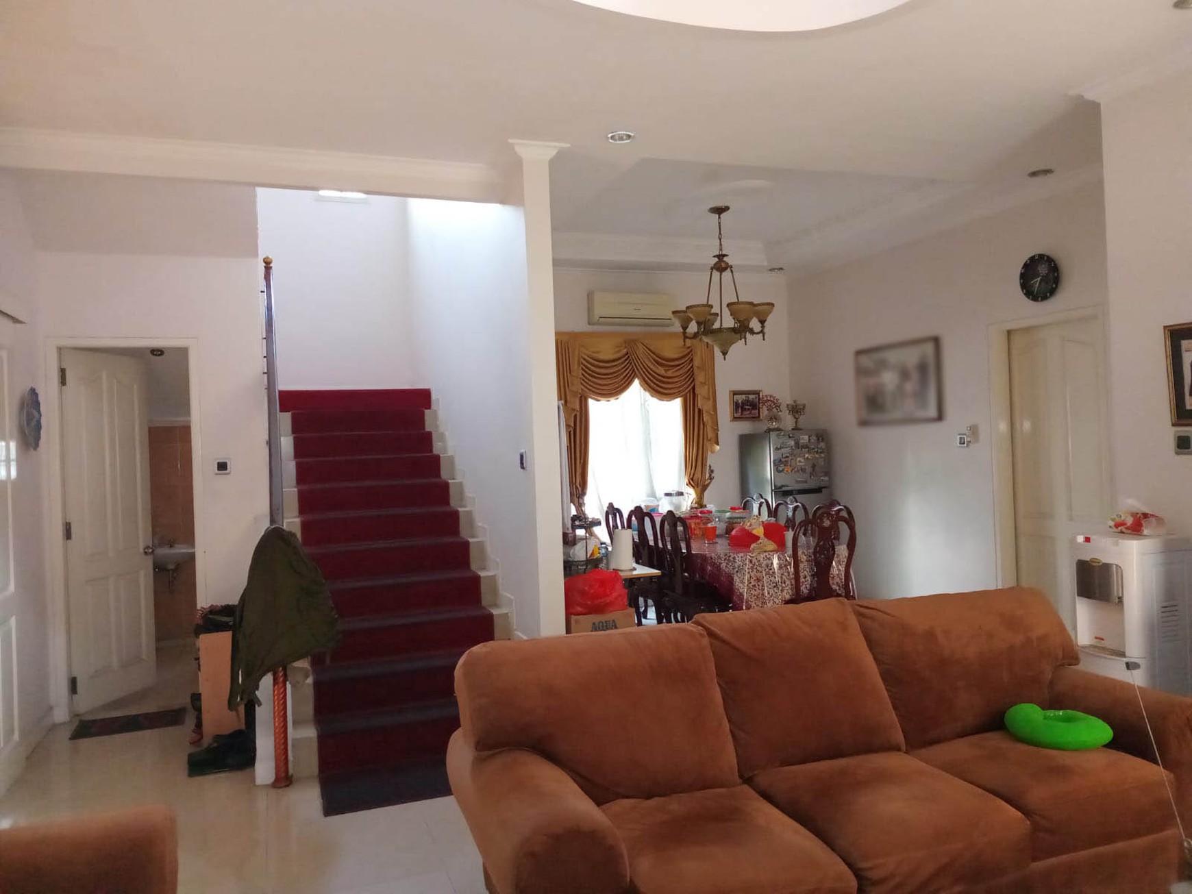 Rumah Kota Wisata Cibubur Sektor Bercelona, Cileungsi Bogor.