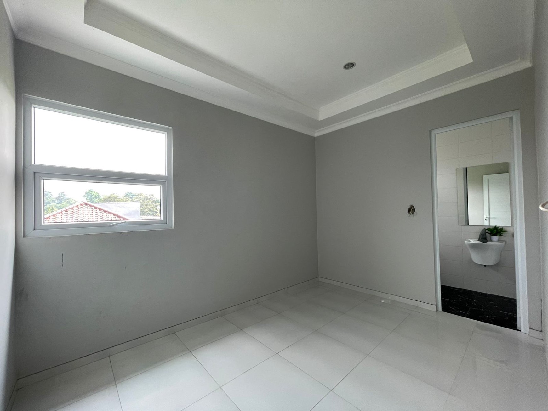 Rumah Mewah,posisi hoek,securty 24 jam di Bintaro Jaya 9.
