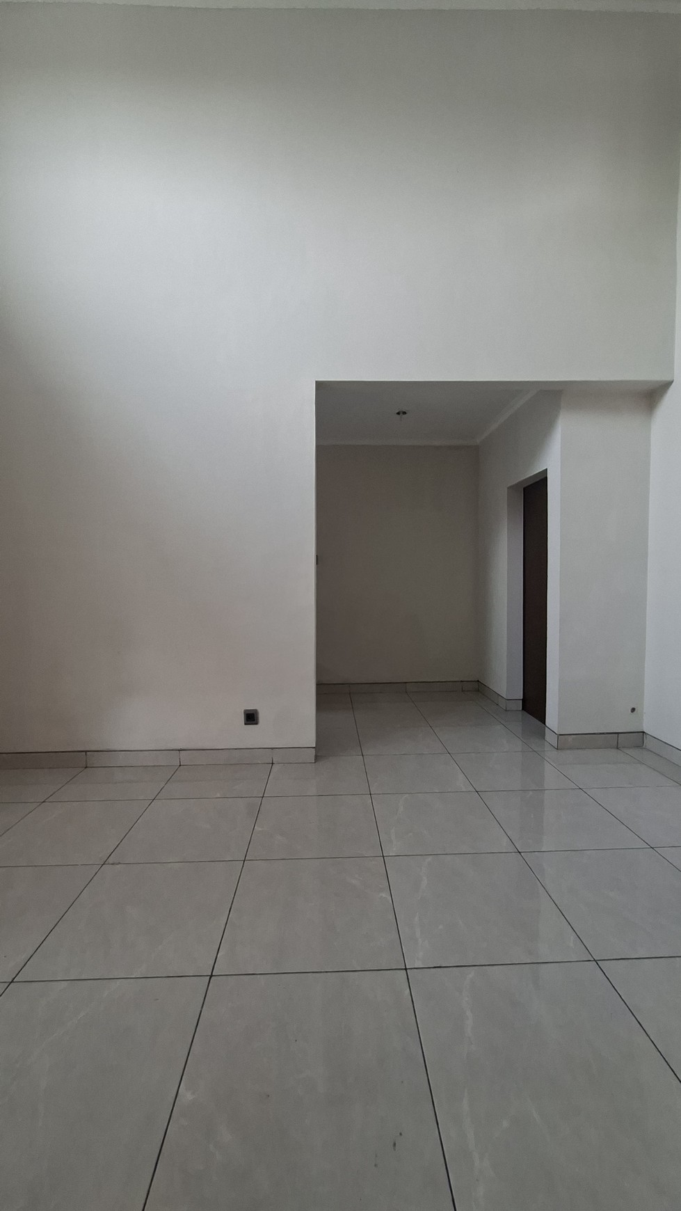 Rumah 1½ Lantai Siap Huni SHM Lokasi Strategis @Bintaro Sekor 9