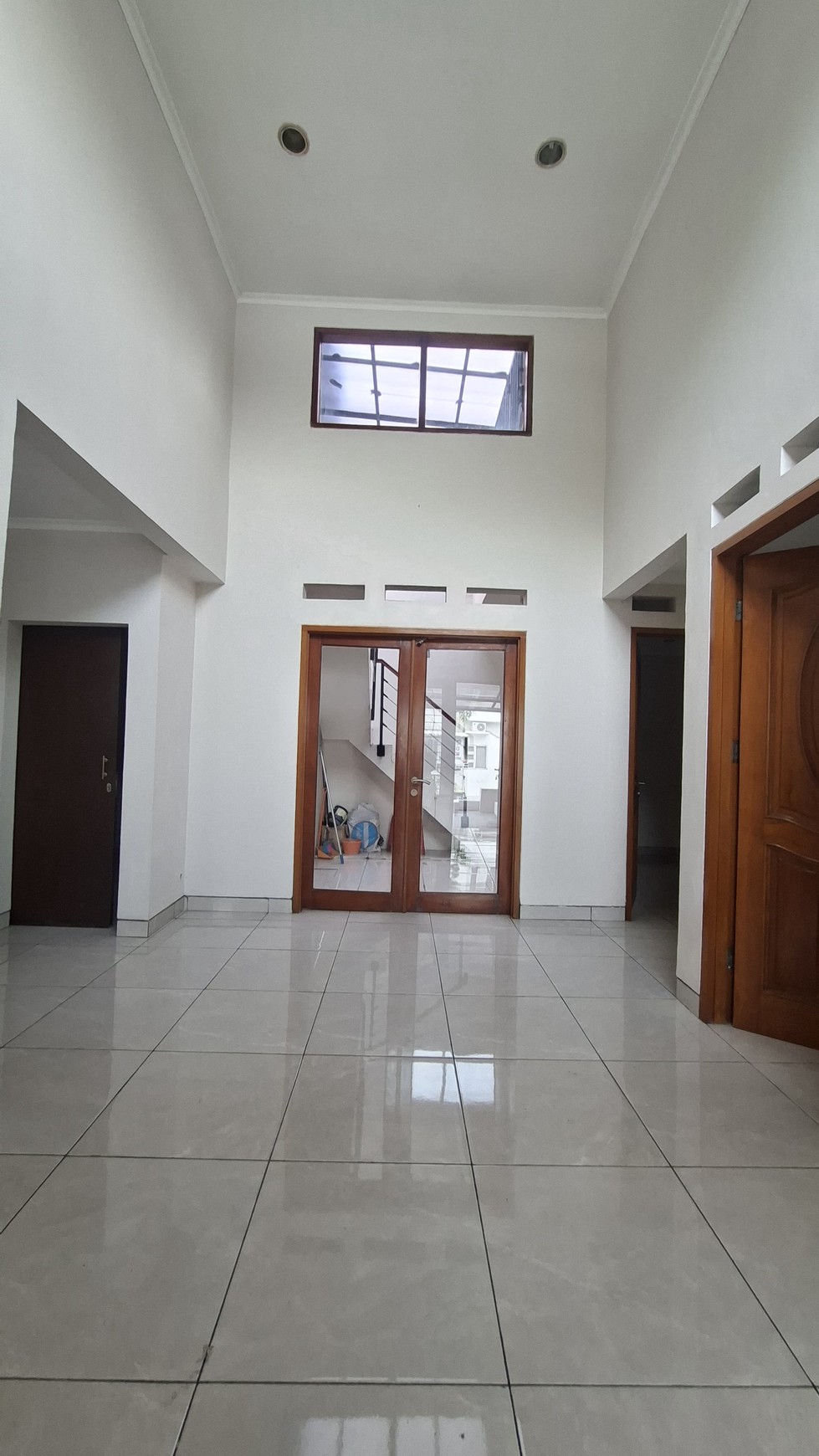 Rumah 1½ Lantai Siap Huni SHM Lokasi Strategis @Bintaro Sekor 9