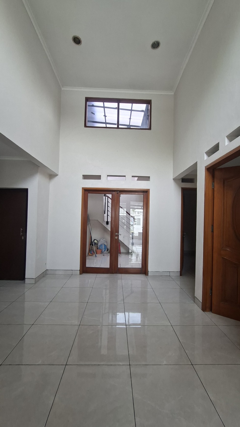 Rumah 1½ Lantai Siap Huni SHM Lokasi Strategis @Bintaro Sekor 9