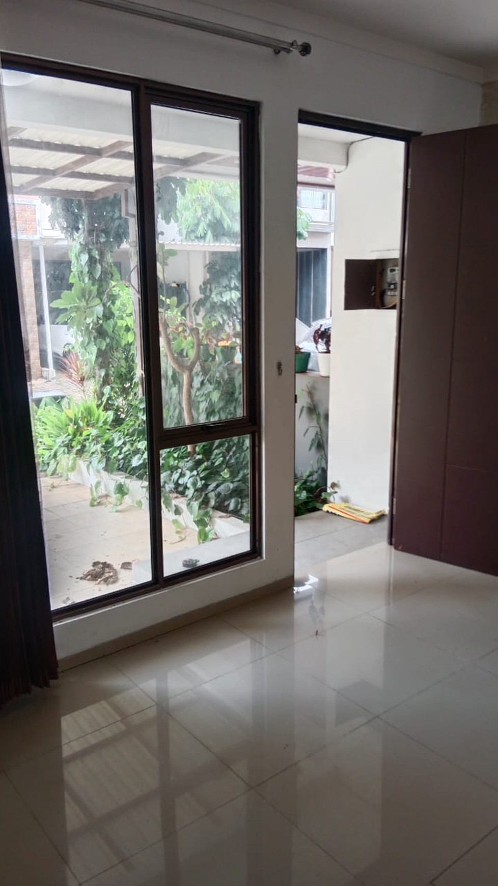 Rumah 2 lantai,bagus,nyaman di Graha Bintaro