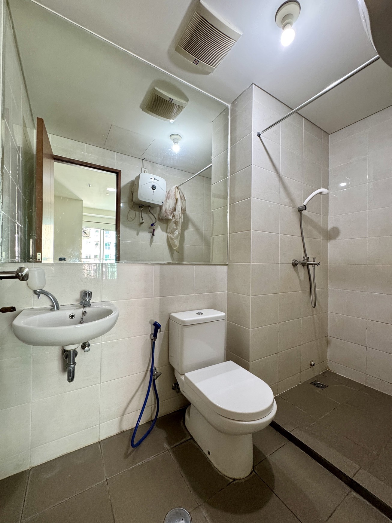 Disewa Apartemen Green Bay Seaview Condominium, Pluit