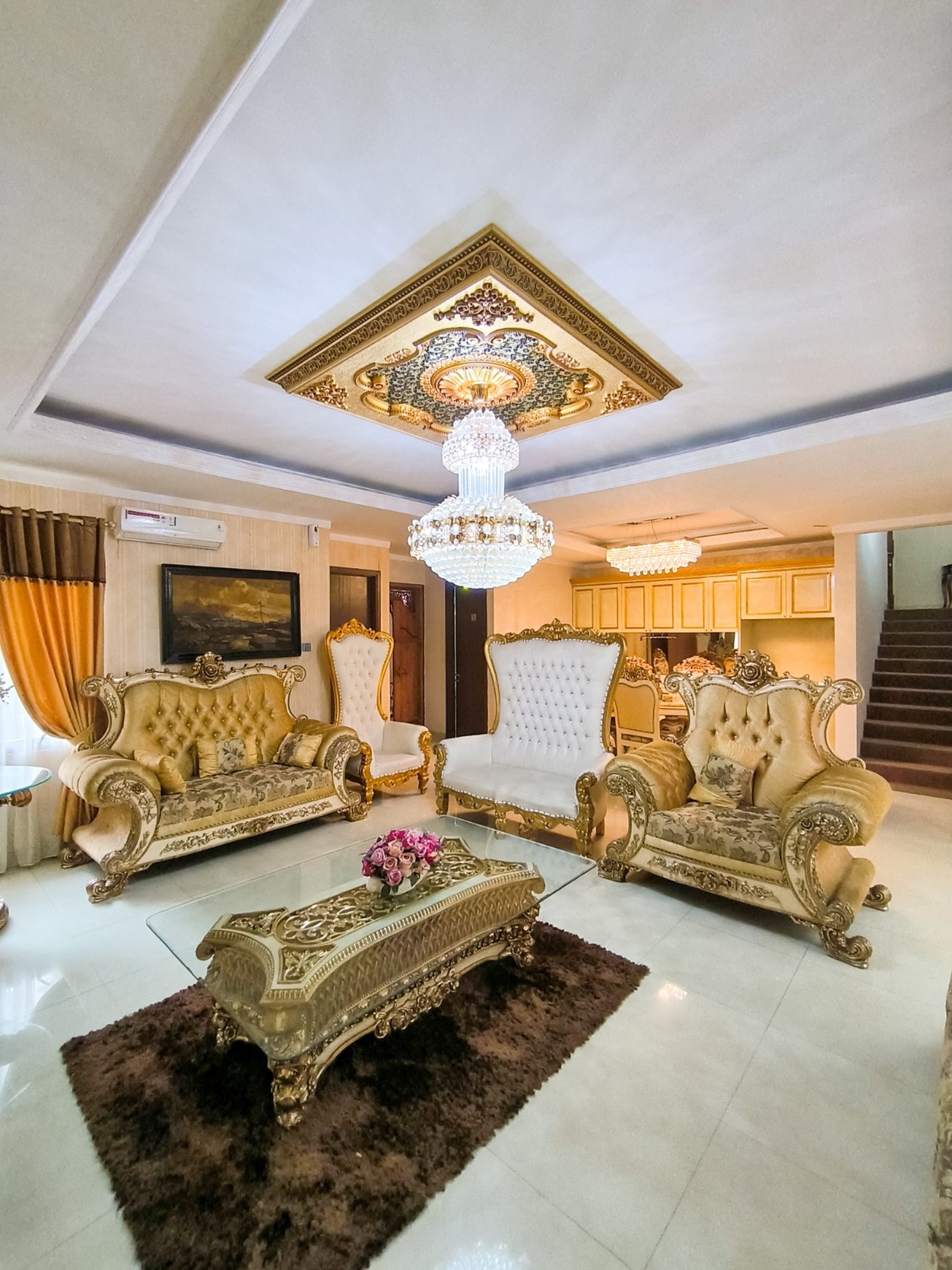 Rumah Luas tanah 255,bagus,keamanan 24 jam di Bintaro Jaya 7