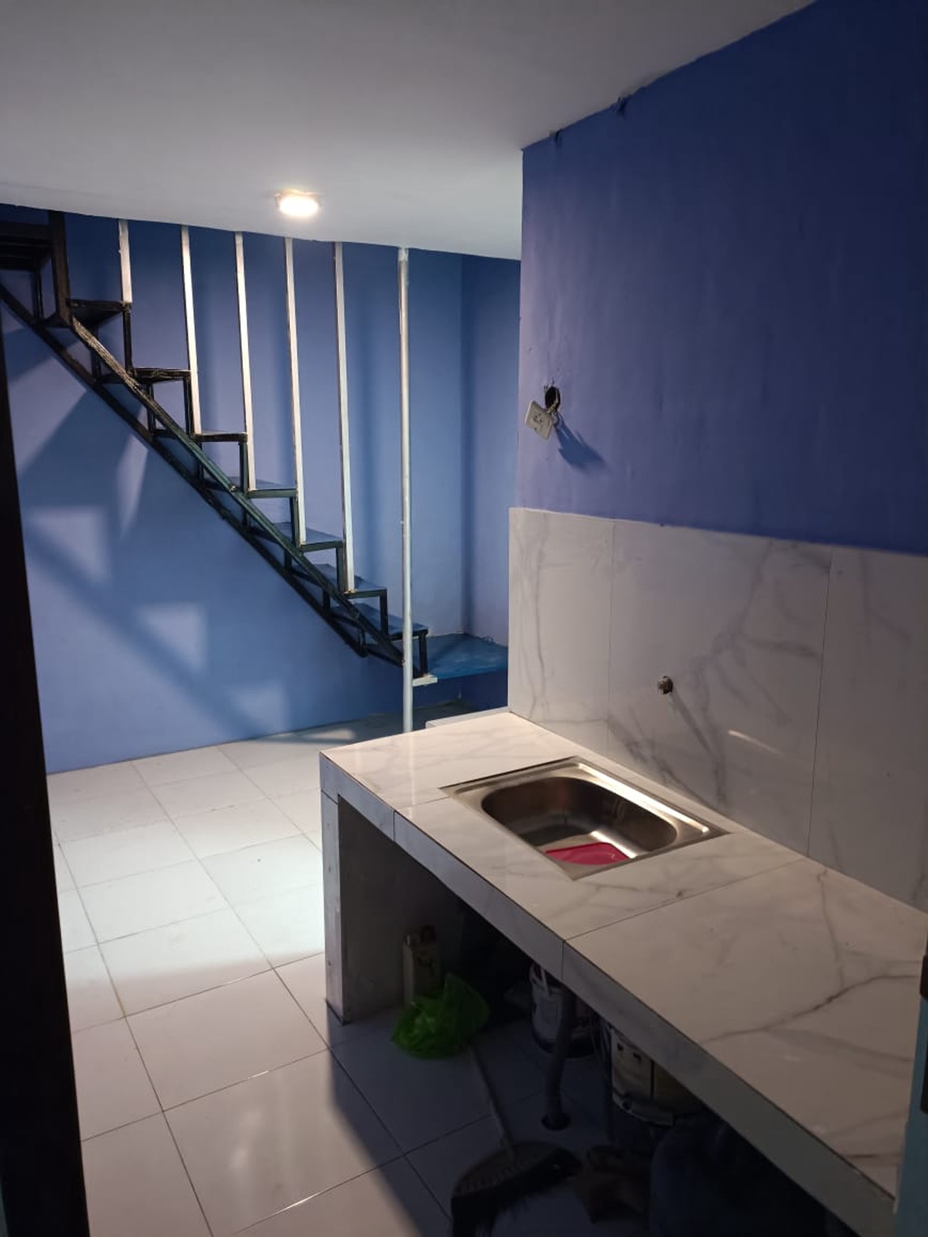 Dijual Cepat Rumah Kost Aktif Lokasi Di Jl Simo Tambaan Surabaya