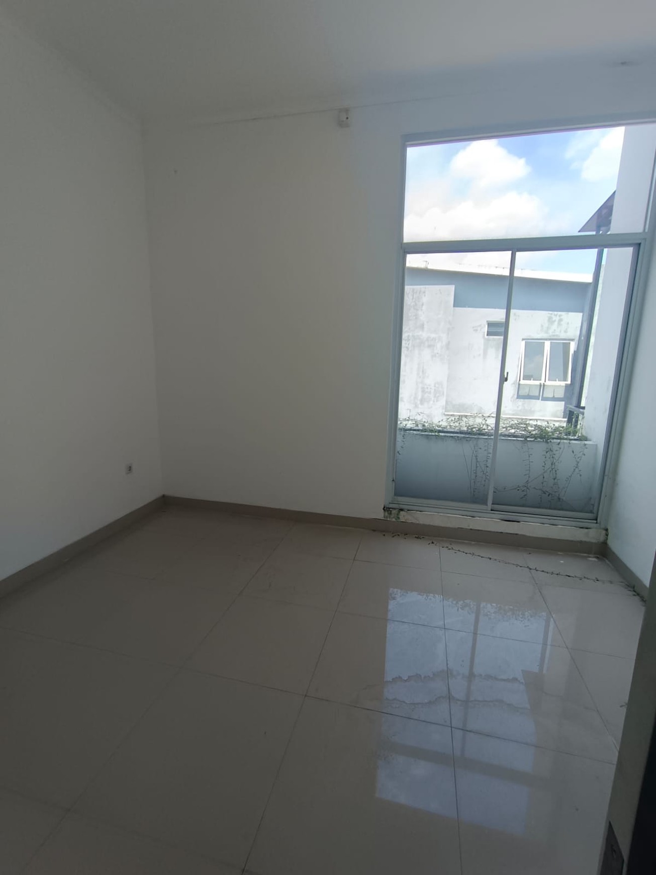 Cipayung dalam cluster dekat mabes dan mcd tol jorr