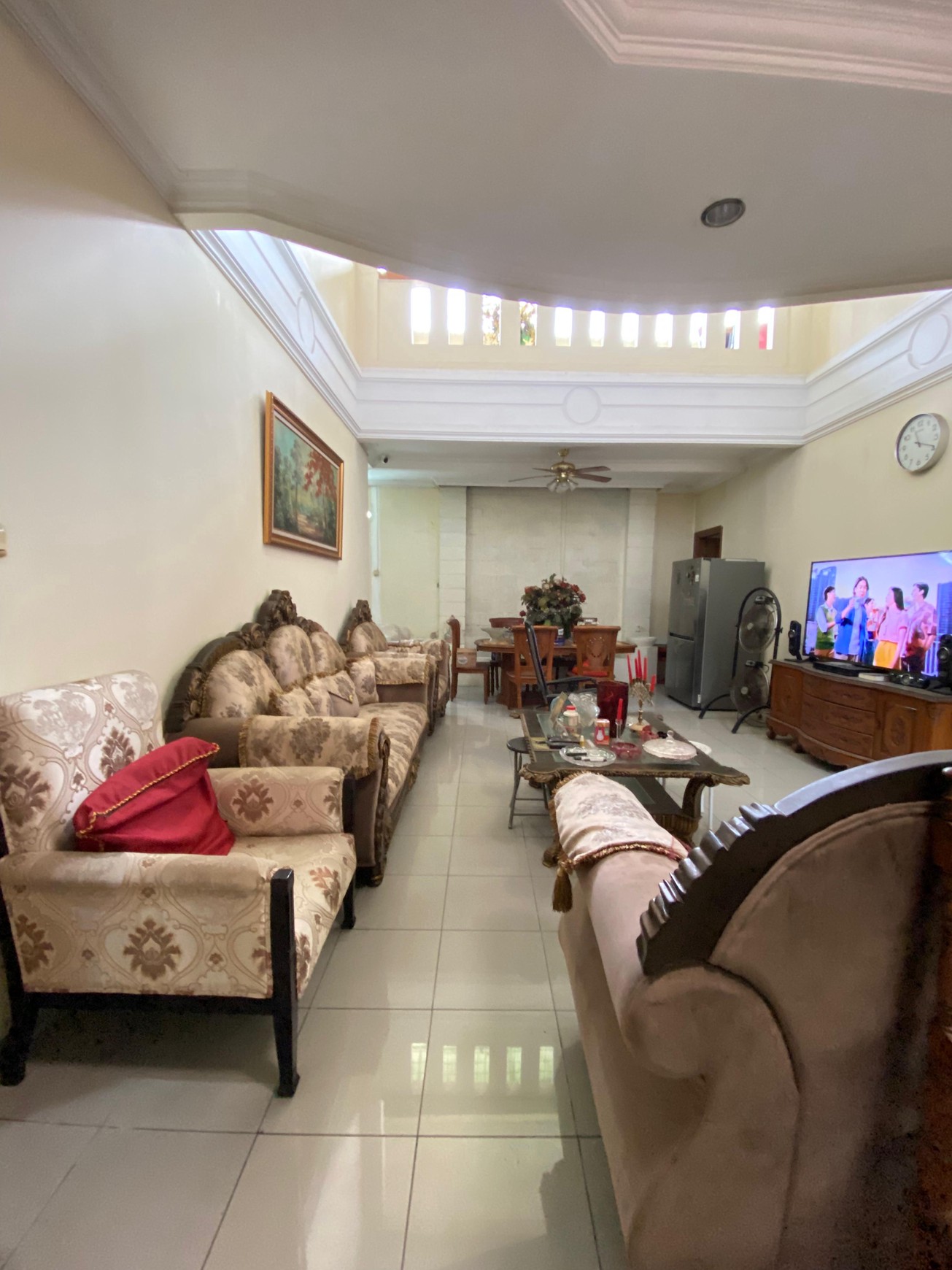 Rumah Modern Harga Termurah Luas 236m2 di Cinere Dekat Tol Limo