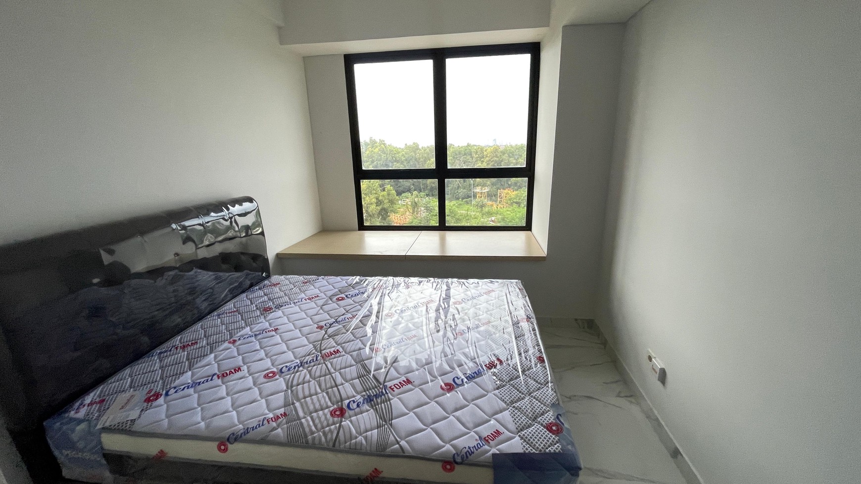 Apartemen Tipe Studio Furnished Harga Murah di Parc South city