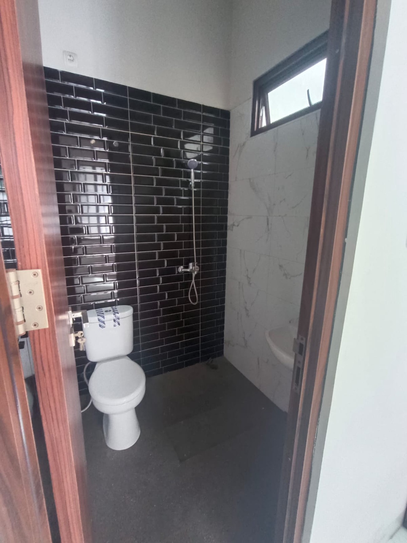 Serpong rumah cluster fasum swimpool dekat rs vitalaya