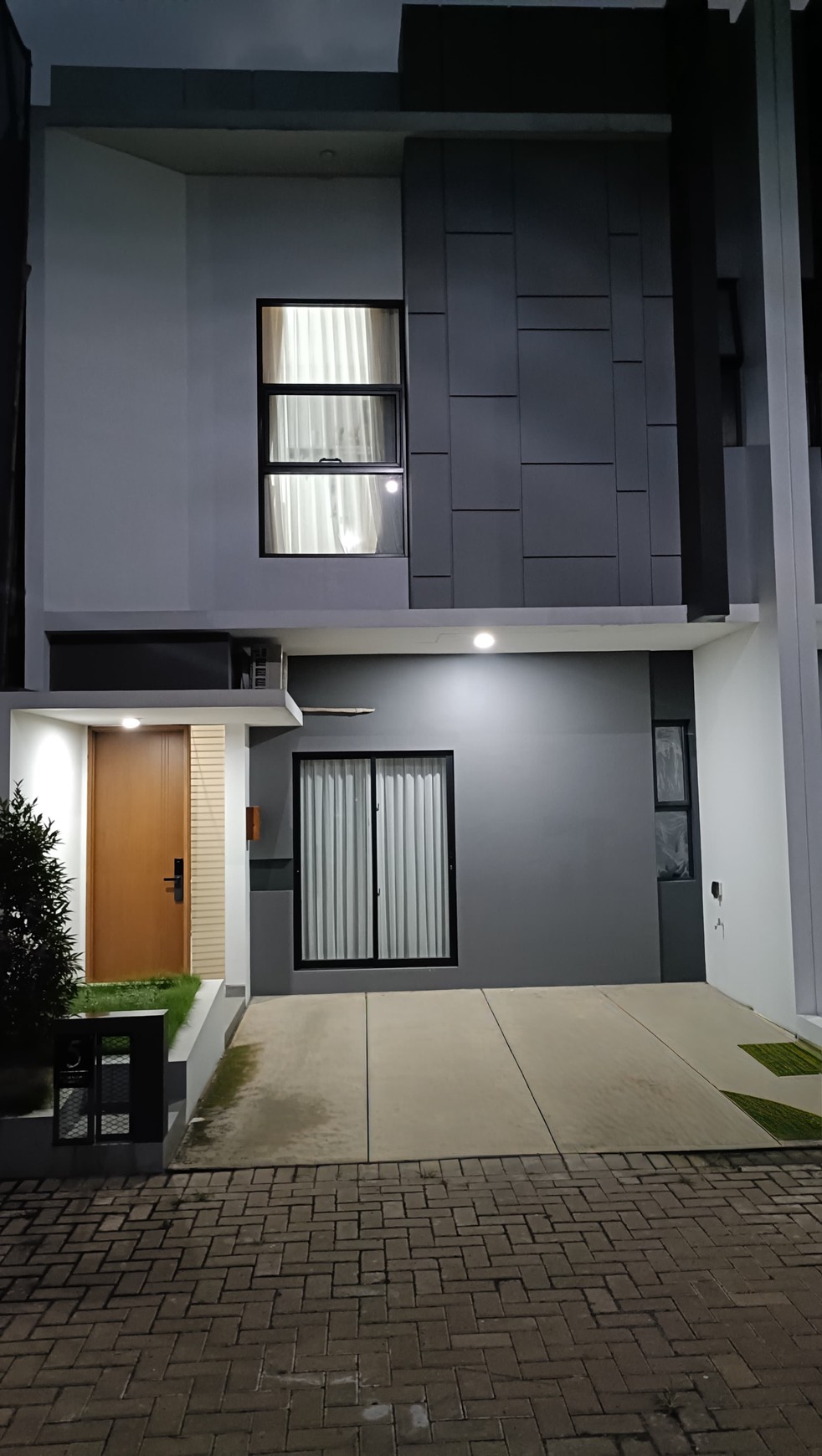 Rumah Minimalis, Cantik, Full Furnished dalam Cluster di Ciater