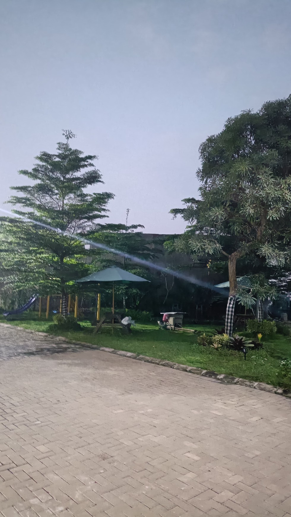 Rumah Minimalis, Cantik, Full Furnished dalam Cluster di Ciater