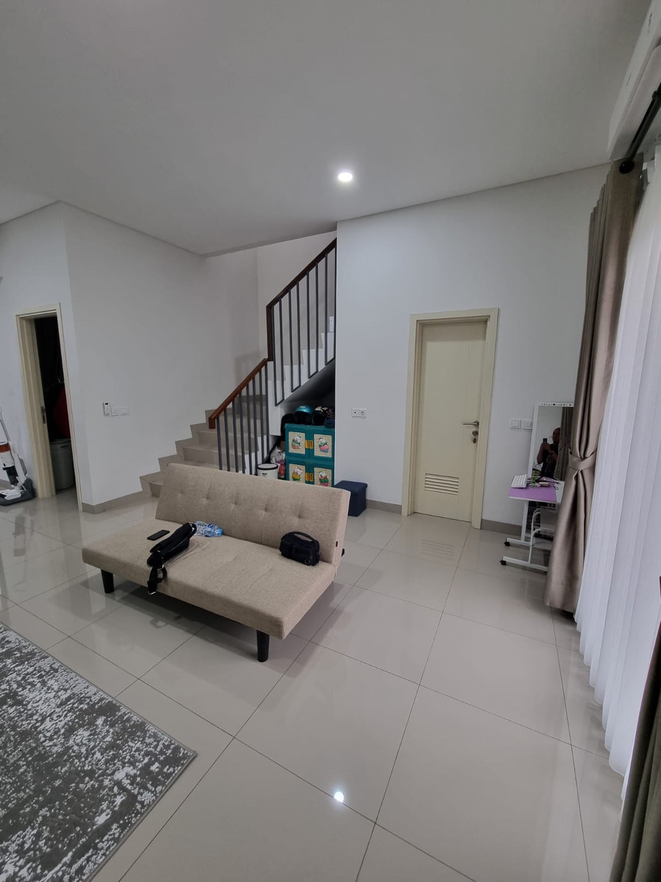 Rumah Minimalis, Cantik, Full Furnished dalam Cluster di Ciater