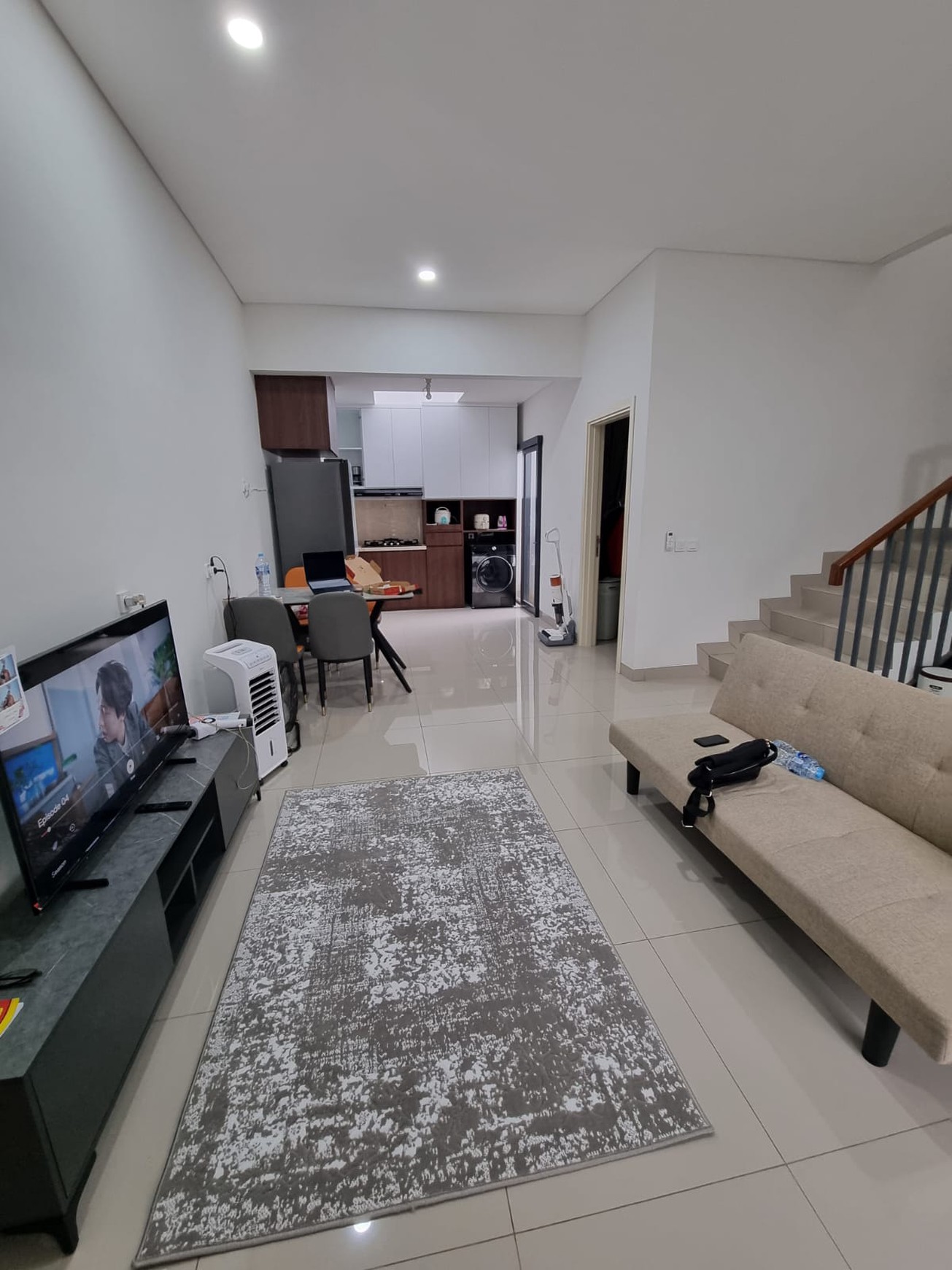 Rumah Minimalis, Cantik, Full Furnished dalam Cluster di Ciater