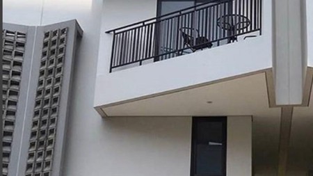 Rumah Minimalis dalam Cluster di Ciputat
