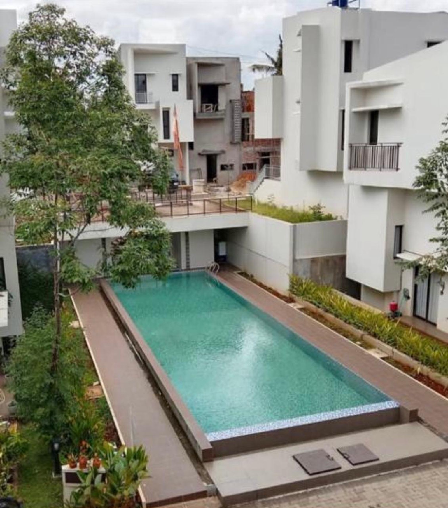 Rumah cluster V Townhouse dekat dg Univ Pembangunan Jaya, st KA Juramangu dan BXC...