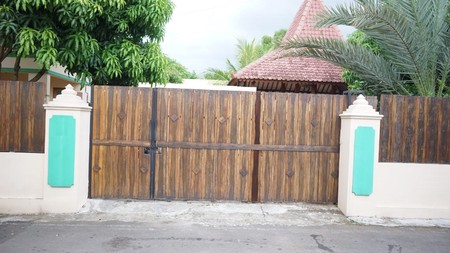 Rumah bagus, Full furnished, nyaman dengan kolam renang pribadi di dalam di Purwokerto