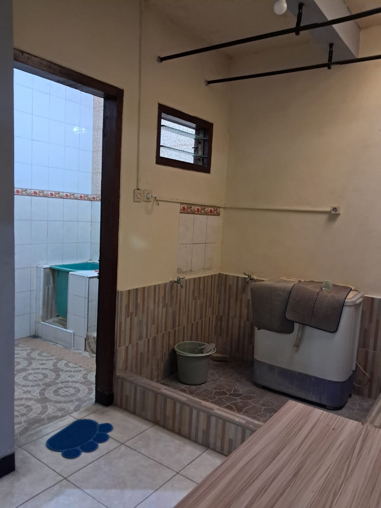 Kontrak Rumah Surabaya Elok