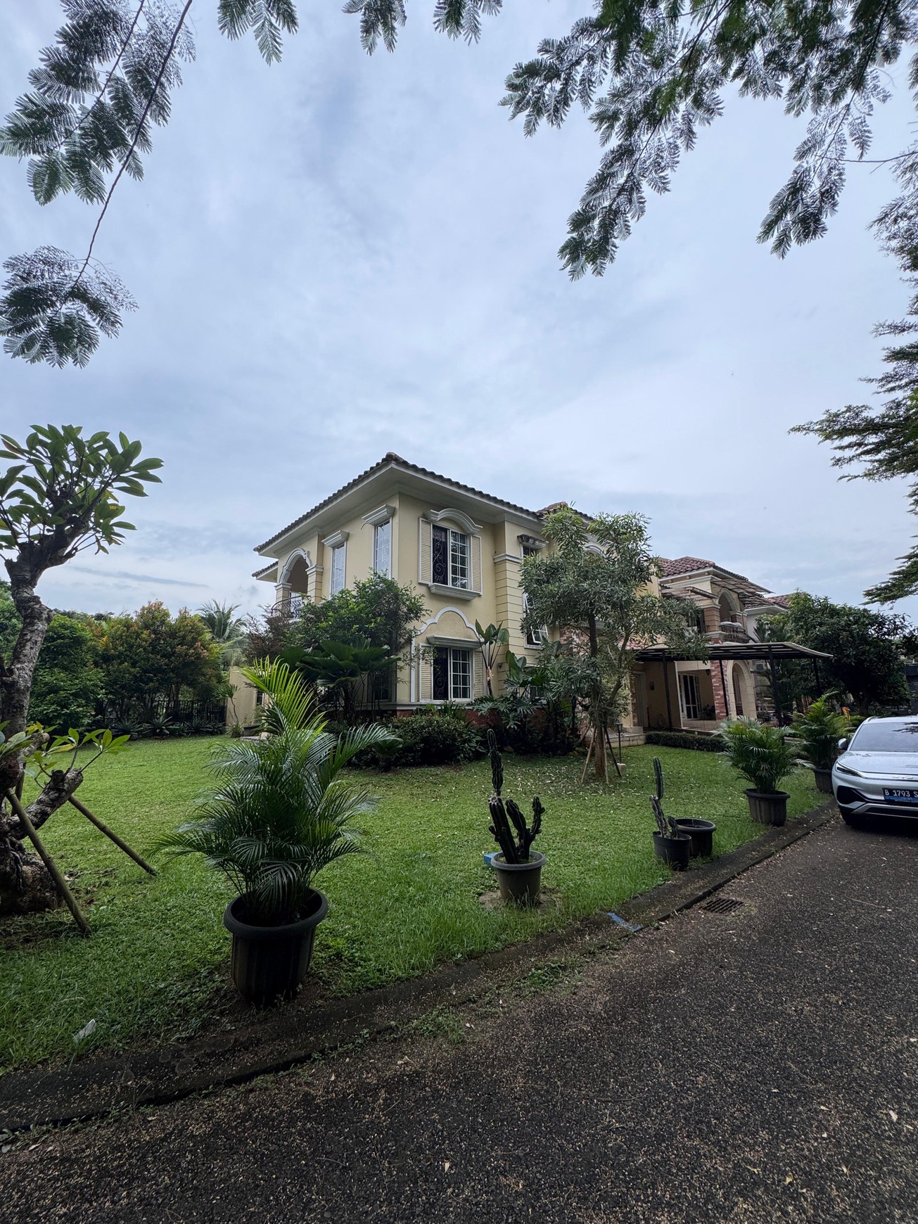 Rumah Hitung Tanah Area Cipete