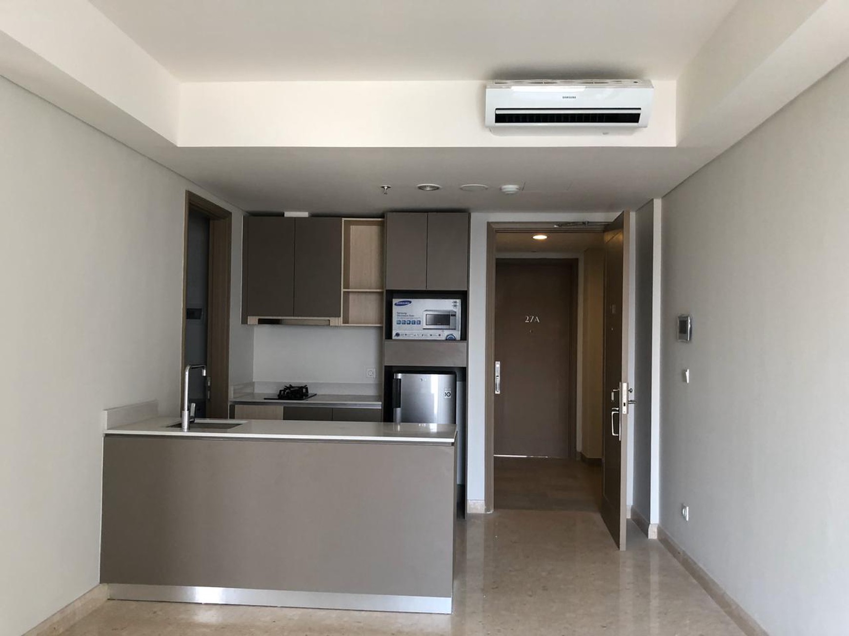 DIJUAL CEAT APARTEMEN GOLD COAST TOWER ATLANTIC CITY VIEW