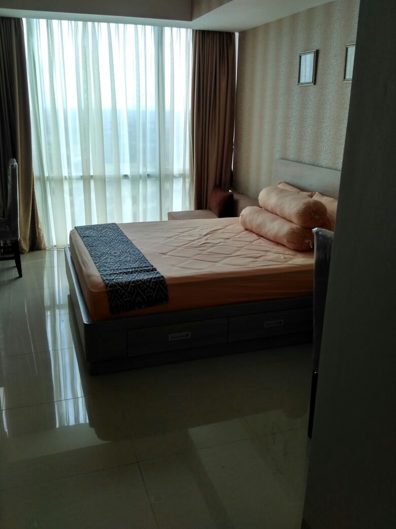 DISEWAKAN CEPAT APARTEMEN URES2 KARAWACI