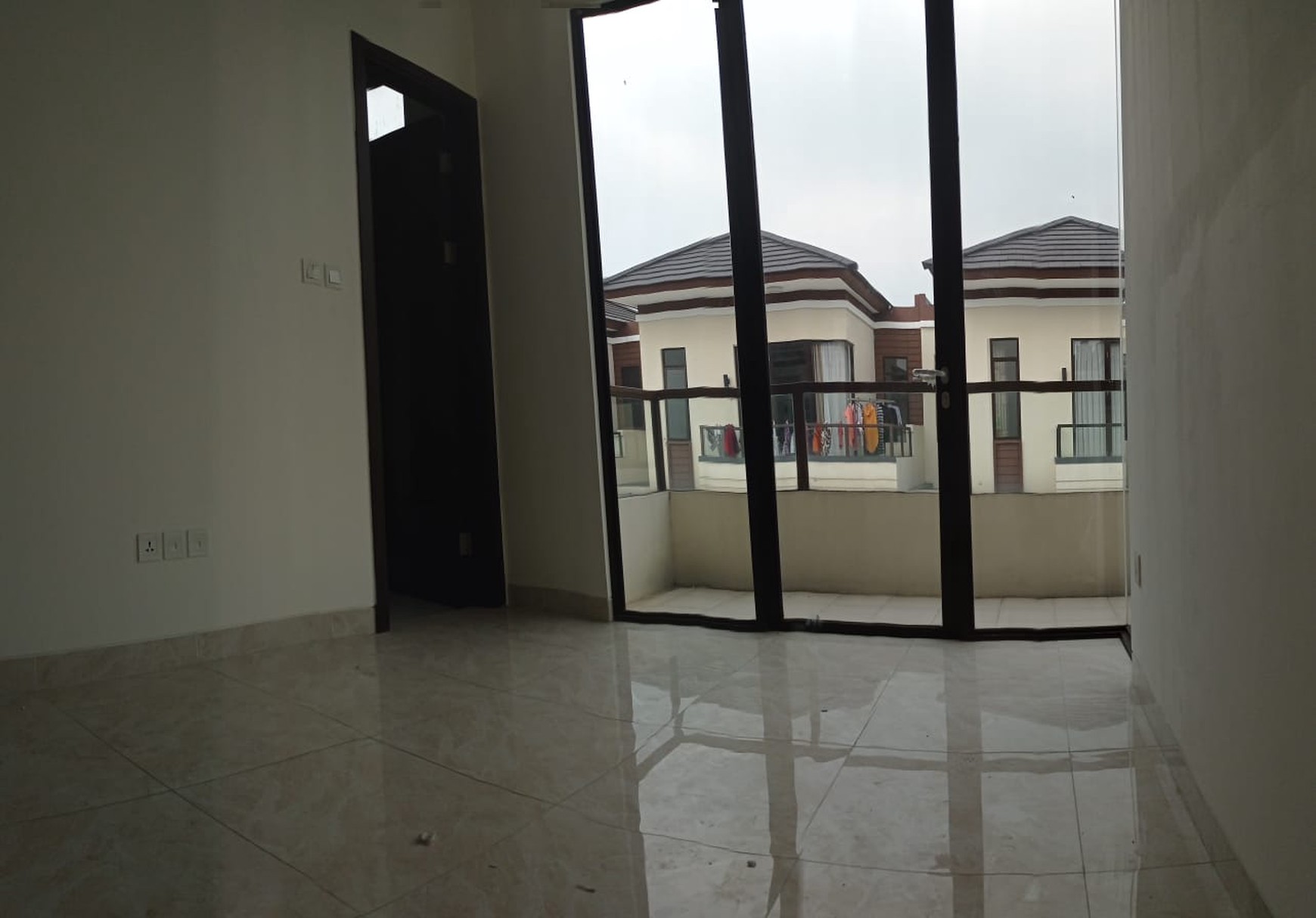 LAVON SWAN CITY - CIKUPA - TANGERANG