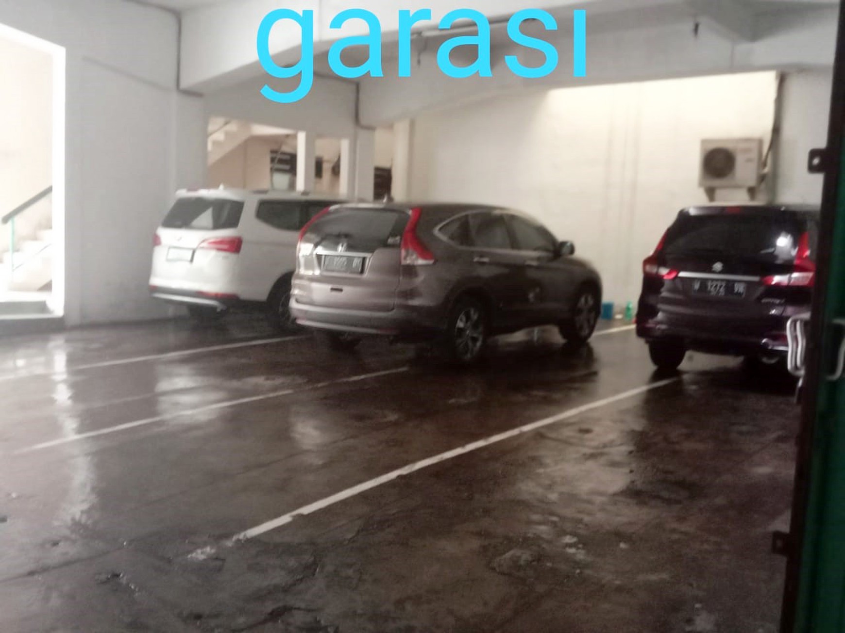 Ruko 3 Lantai + Rumah di belakang nya Lokasi di Raya Kusumabangsa, ada 2 unit ruko jejer