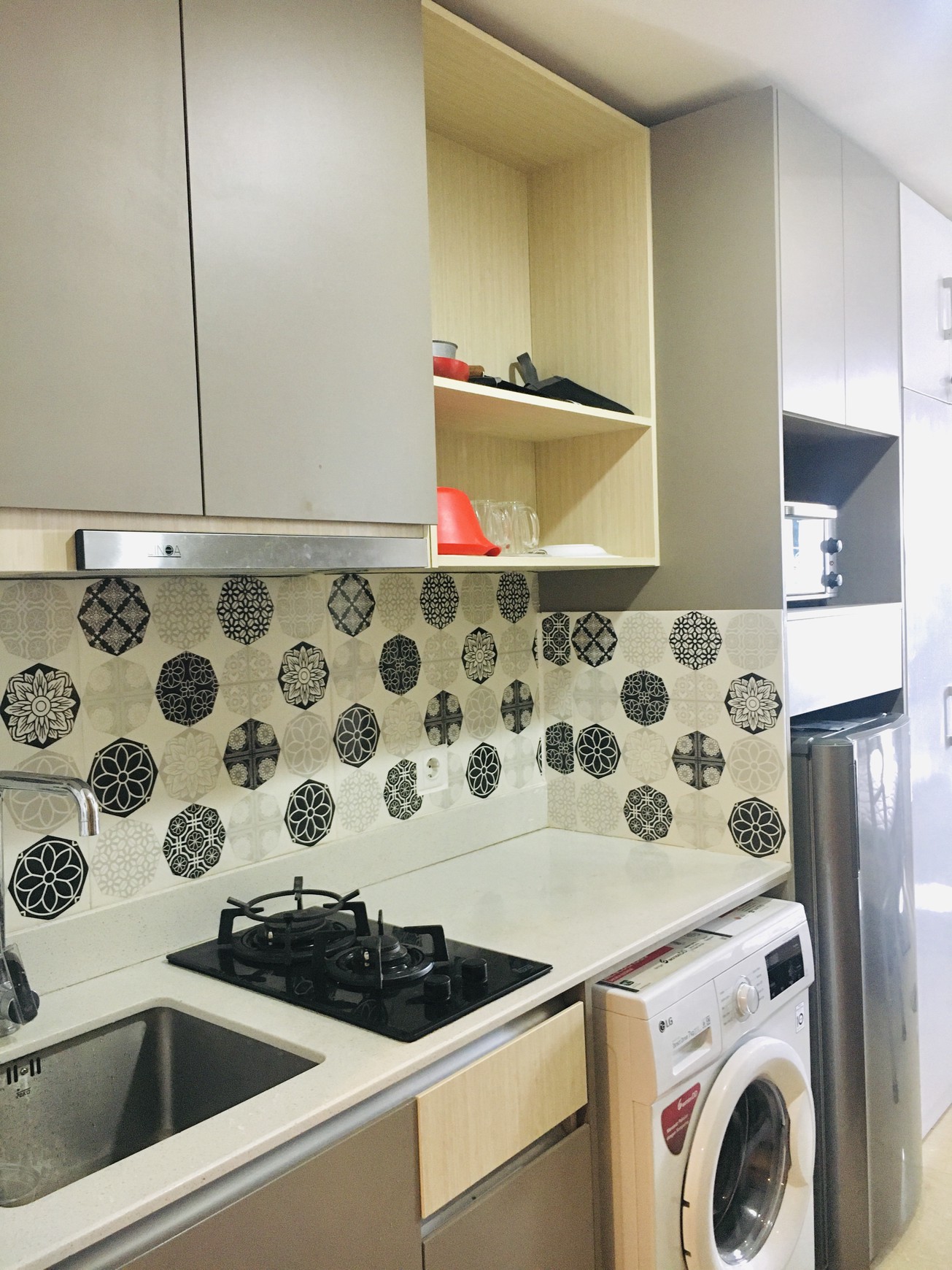 APARTEMEN GOLD COAST PIK TOWER ATLANTIK